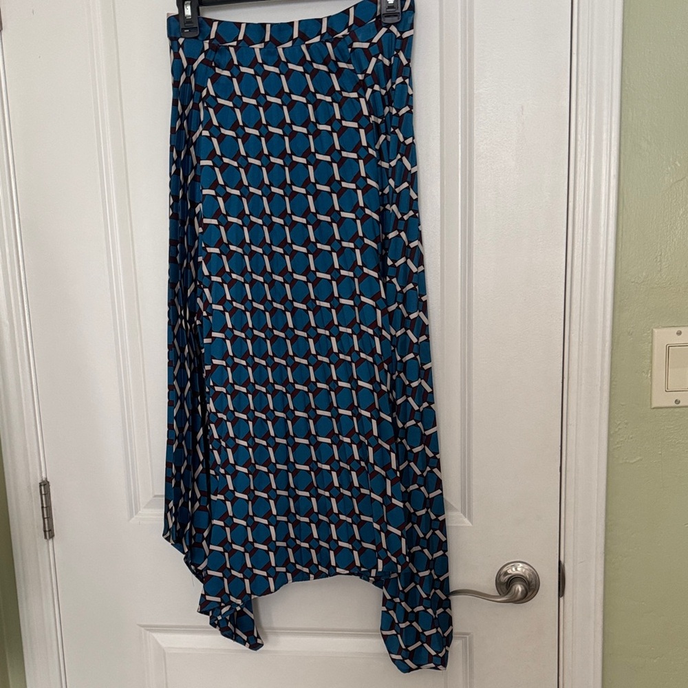 Zara Asymmetrical Skirt in Blue and Black Geometric Pattern